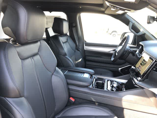 2026 Jeep Grand Wagoneer GRAND WAGONEER LIMITED RESERVE 4X4