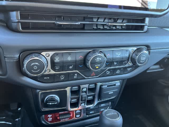 2027 Jeep Gladiator GLADIATOR RUBICON X 4X4