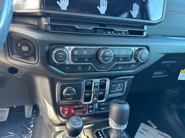 2027 Jeep Gladiator GLADIATOR RUBICON 4X4