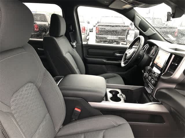 2026 RAM 1500 RAM 1500 EXPRESS CREW CAB 4X4 5'7' BOX