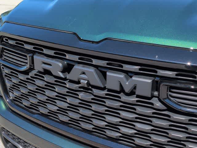 2026 RAM 1500 RAM 1500 EXPRESS CREW CAB 4X4 5'7' BOX
