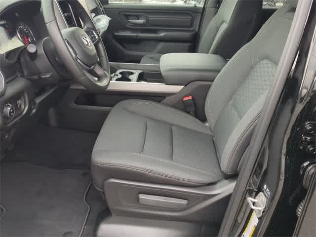 2026 RAM 1500 RAM 1500 EXPRESS CREW CAB 4X4 5'7' BOX