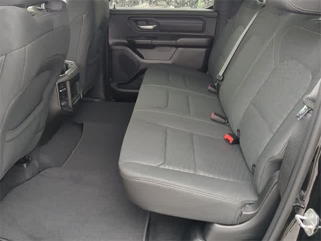 2026 RAM 1500 RAM 1500 EXPRESS CREW CAB 4X4 5'7' BOX