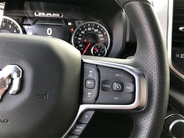 2026 RAM 1500 RAM 1500 EXPRESS CREW CAB 4X4 5'7' BOX