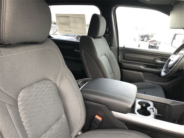 2026 RAM 1500 RAM 1500 EXPRESS CREW CAB 4X4 5'7' BOX