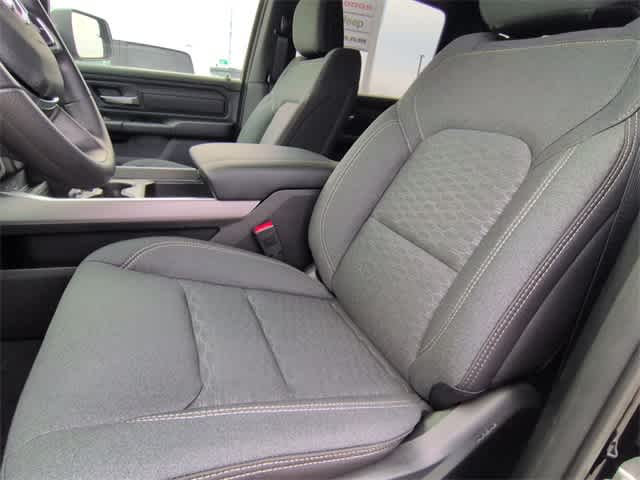 2026 RAM 1500 RAM 1500 EXPRESS CREW CAB 4X4 5'7' BOX