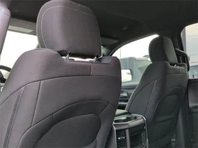 2026 RAM 1500 RAM 1500 EXPRESS CREW CAB 4X4 5'7' BOX