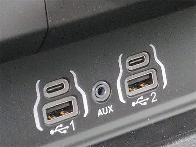 2026 RAM 1500 RAM 1500 EXPRESS CREW CAB 4X4 5'7' BOX