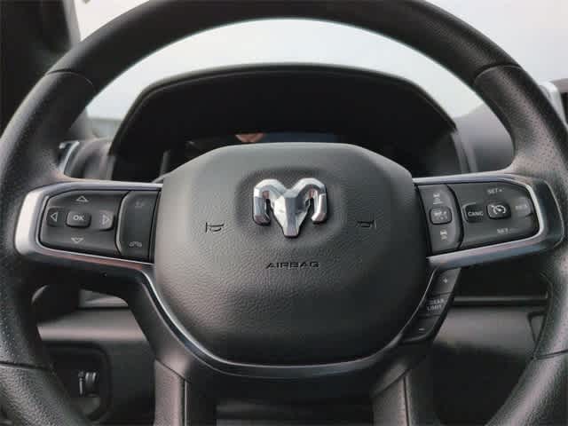 2026 RAM 1500 RAM 1500 EXPRESS CREW CAB 4X4 5'7' BOX