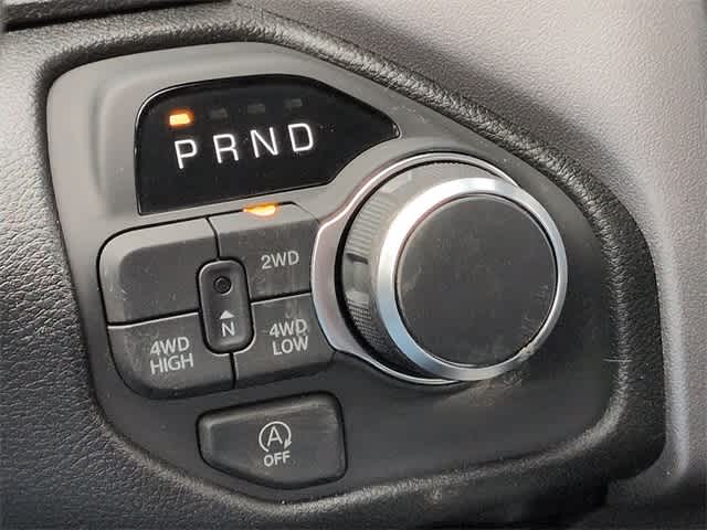 2026 RAM 1500 RAM 1500 EXPRESS CREW CAB 4X4 5'7' BOX