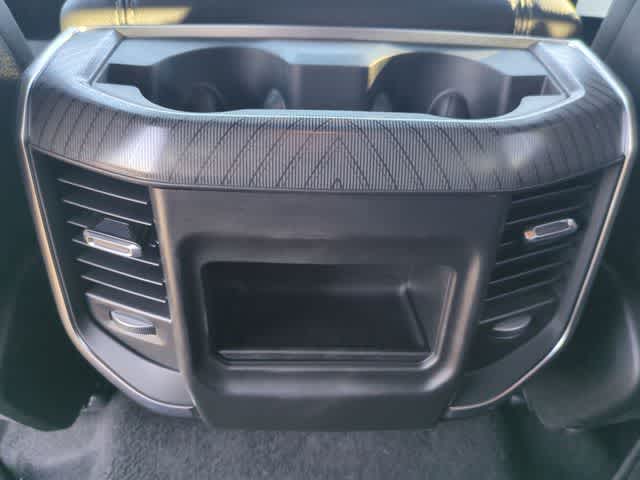 2026 RAM 1500 RAM 1500 EXPRESS CREW CAB 4X4 5'7' BOX