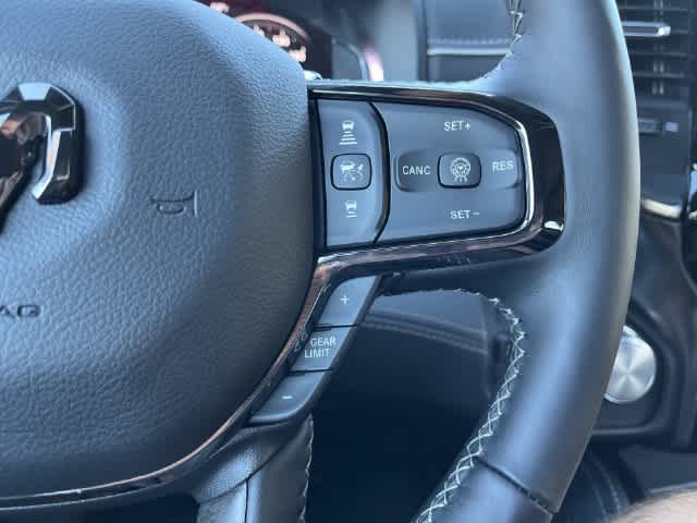 2027 RAM 1500 RAM 1500 LIMITED CREW CAB 4X4 5'7' BOX