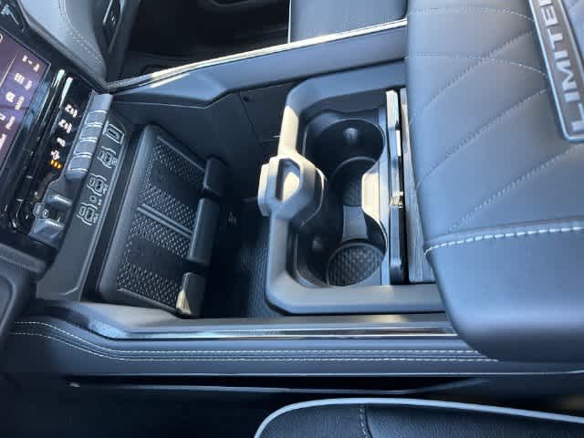 2027 RAM 1500 RAM 1500 LIMITED CREW CAB 4X4 5'7' BOX