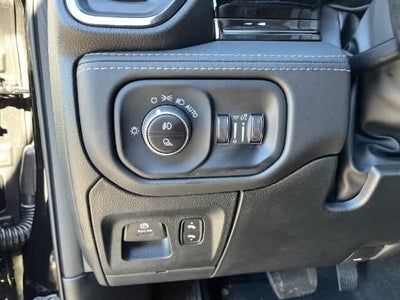 2027 RAM 1500 RAM 1500 LIMITED CREW CAB 4X4 5'7' BOX