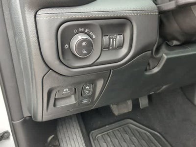 2026 RAM 1500 RAM 1500 LIMITED CREW CAB 4X4 5'7' BOX