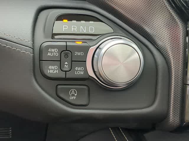 2026 RAM 1500 RAM 1500 LIMITED CREW CAB 4X4 5'7' BOX