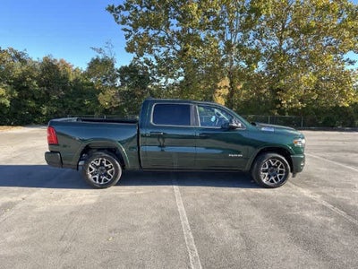 2027 RAM 1500 RAM 1500 LARAMIE CREW CAB 4X4 5'7' BOX