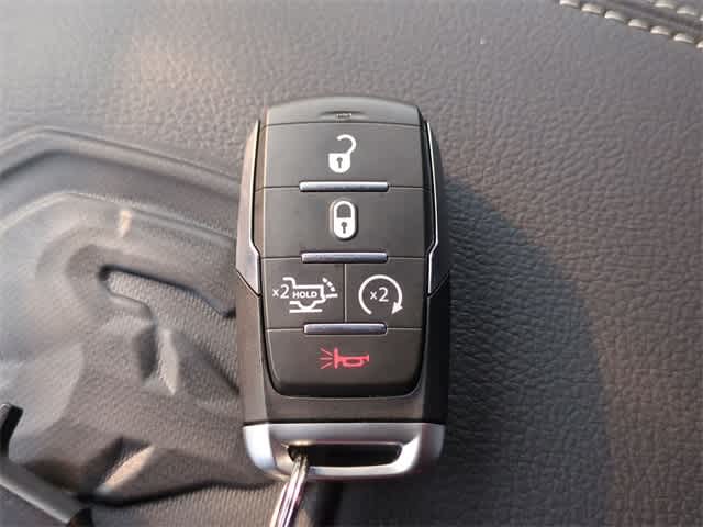 2026 RAM 1500 RAM 1500 LARAMIE CREW CAB 4X4 5'7' BOX