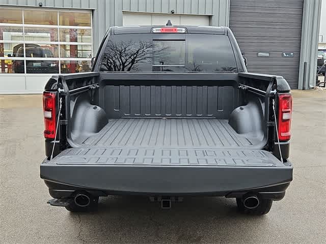 2026 RAM 1500 RAM 1500 LARAMIE CREW CAB 4X4 5'7' BOX