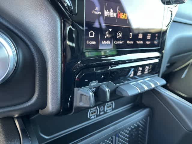 2027 RAM 1500 RAM 1500 LARAMIE CREW CAB 4X4 5'7' BOX