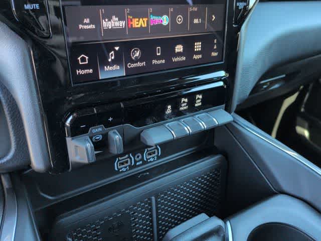 2026 RAM 1500 RAM 1500 LARAMIE CREW CAB 4X4 5'7' BOX