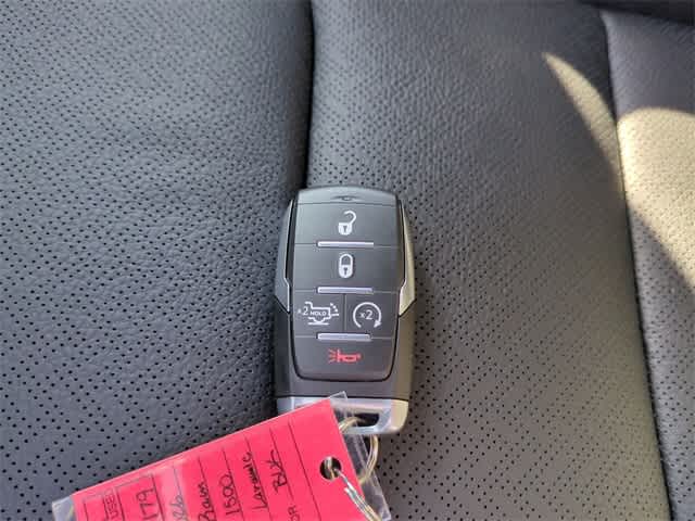 2026 RAM 1500 RAM 1500 LARAMIE CREW CAB 4X4 5'7' BOX