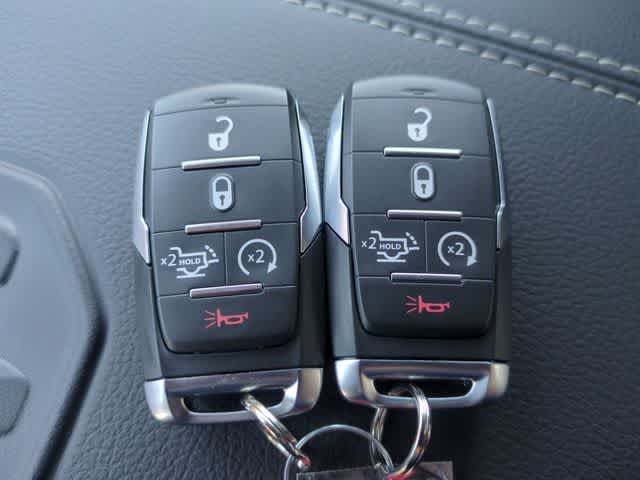 2026 RAM 1500 RAM 1500 LARAMIE CREW CAB 4X4 5'7' BOX