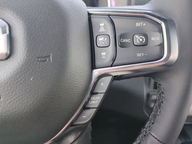 2026 RAM 1500 RAM 1500 LARAMIE CREW CAB 4X4 5'7' BOX