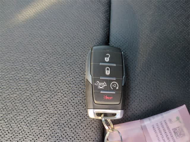 2026 RAM 1500 RAM 1500 LARAMIE CREW CAB 4X4 5'7' BOX