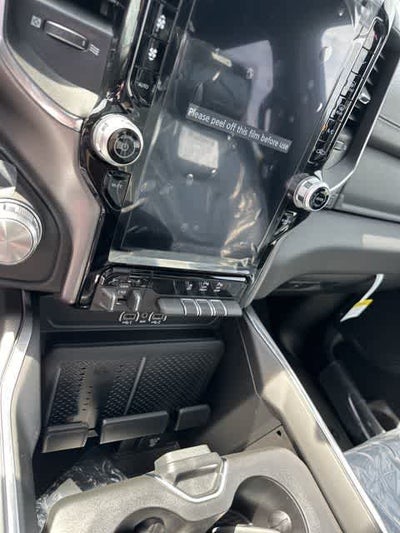 2026 RAM 1500 RAM 1500 LARAMIE CREW CAB 4X4 5'7' BOX