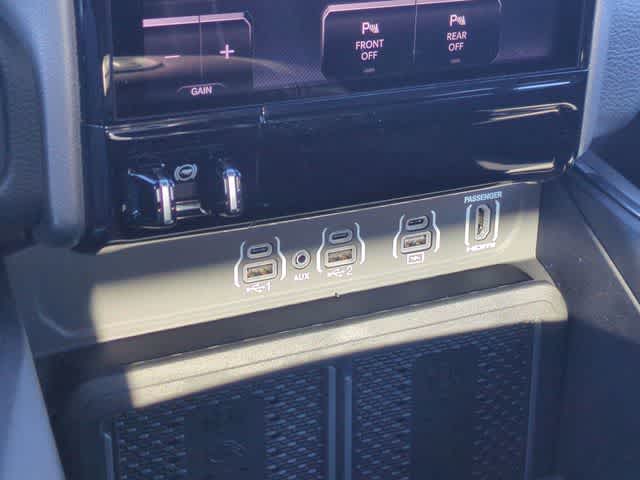 2026 RAM 1500 RAM 1500 LARAMIE CREW CAB 4X4 5'7' BOX