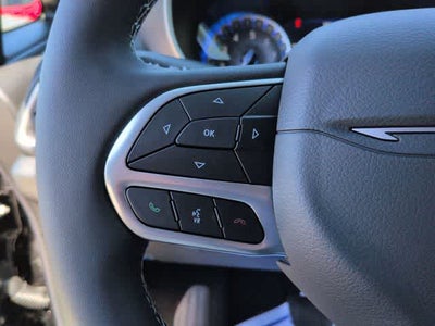 2027 Chrysler Pacifica PACIFICA SELECT AWD