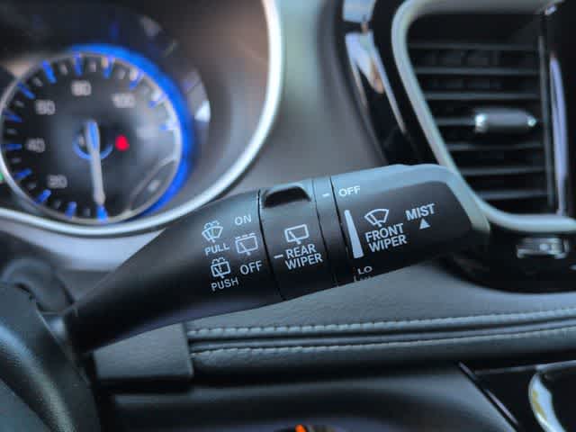 2027 Chrysler Pacifica PACIFICA SELECT AWD