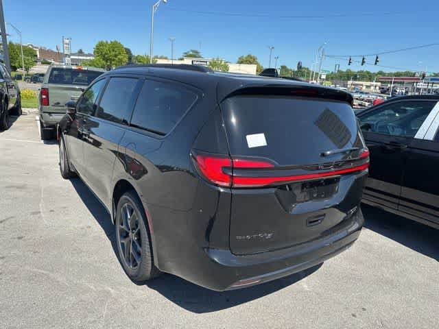 2027 Chrysler Pacifica PACIFICA LIMITED AWD