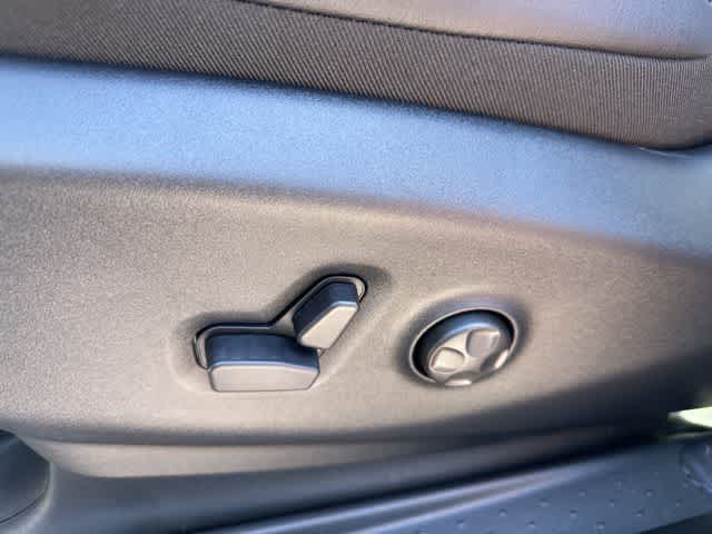 2027 Chrysler Pacifica PACIFICA LIMITED AWD