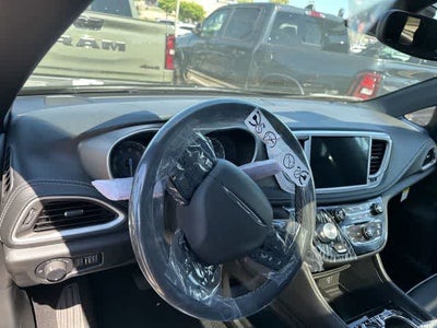 2027 Chrysler Pacifica PACIFICA LIMITED AWD