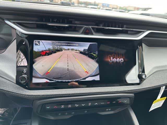 2026 Jeep Cherokee CHEROKEE LAREDO 4X4