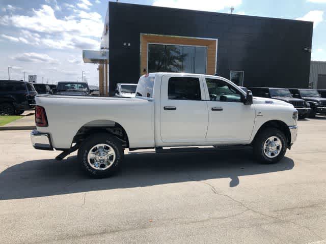 2026 RAM 3500 RAM 3500 TRADESMAN CREW CAB 4X4 6'4' BOX