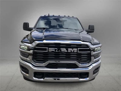 2026 RAM 3500 RAM 3500 TRADESMAN CREW CAB 4X4 8' BOX