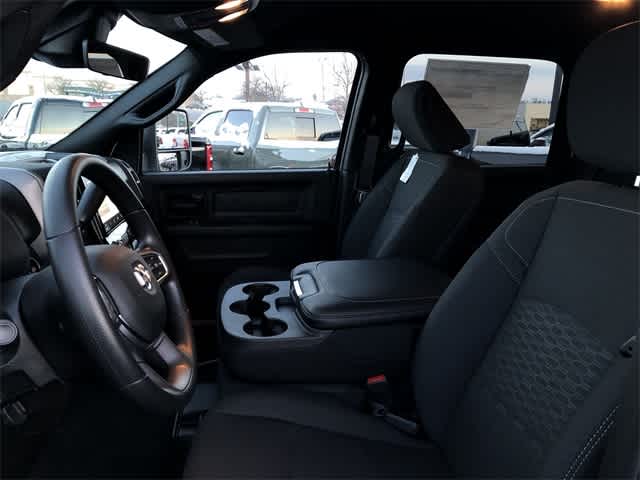 2026 RAM 2500 RAM 2500 BLACK EXPRESS CREW CAB 4X4 6'4' BOX