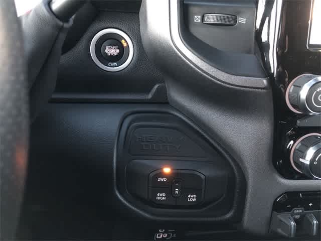 2026 RAM 2500 RAM 2500 BLACK EXPRESS CREW CAB 4X4 6'4' BOX