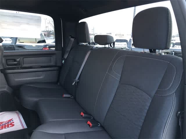 2026 RAM 2500 RAM 2500 BLACK EXPRESS CREW CAB 4X4 6'4' BOX