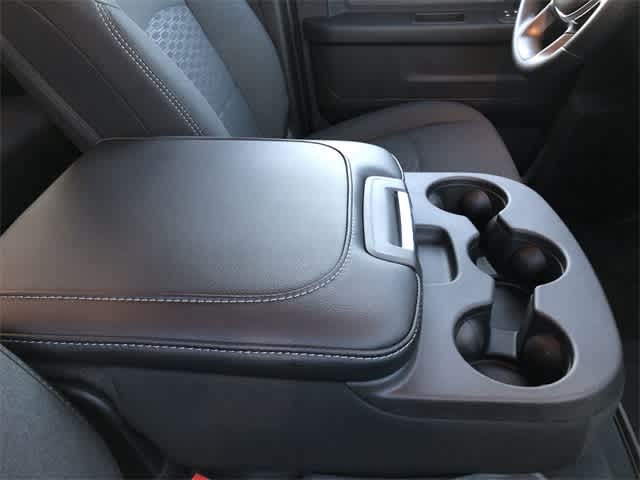 2026 RAM 2500 RAM 2500 BLACK EXPRESS CREW CAB 4X4 6'4' BOX