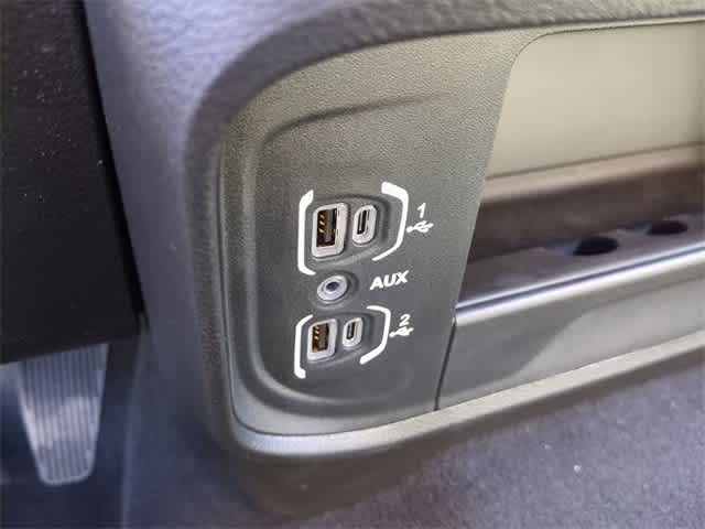 2026 RAM 2500 RAM 2500 TRADESMAN CREW CAB 4X4 6'4' BOX