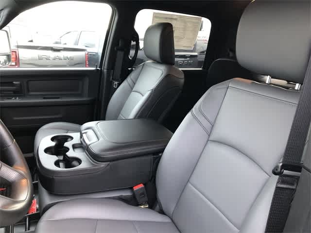 2025 RAM 2500 RAM 2500 TRADESMAN CREW CAB 4X4 6'4' BOX