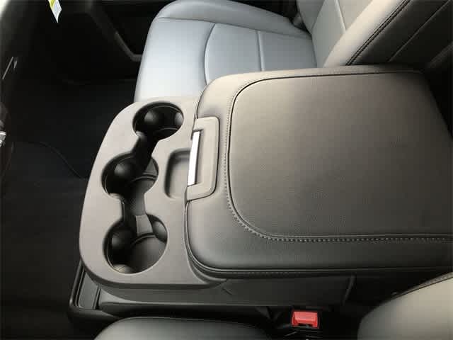 2026 RAM 2500 RAM 2500 TRADESMAN CREW CAB 4X4 6'4' BOX