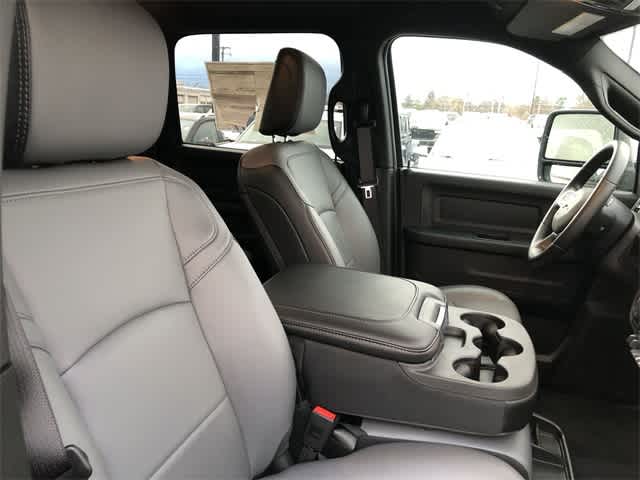 2026 RAM 2500 RAM 2500 TRADESMAN CREW CAB 4X4 6'4' BOX