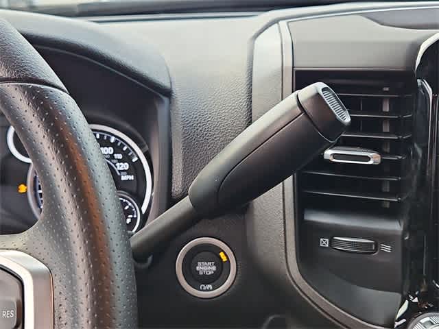 2026 RAM 3500 RAM 3500 TRADESMAN CREW CAB 4X4 8' BOX