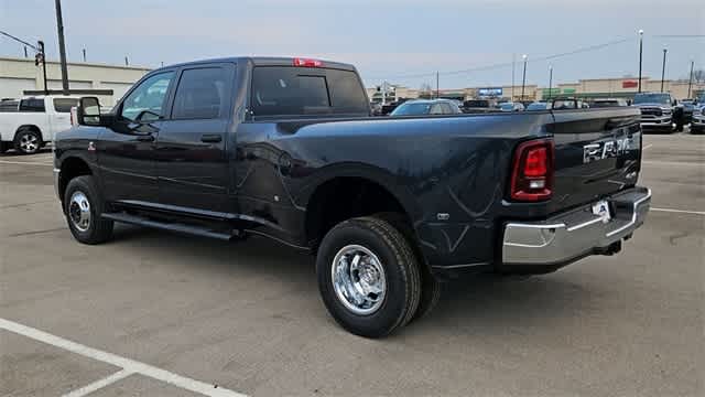 2026 RAM 3500 RAM 3500 TRADESMAN CREW CAB 4X4 8' BOX