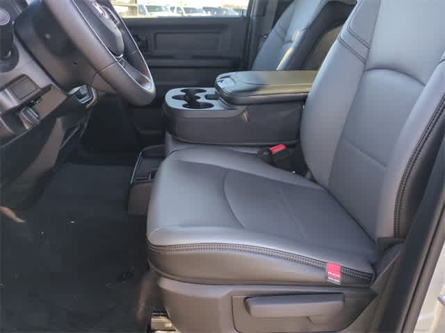 2026 RAM 3500 RAM 3500 TRADESMAN CREW CAB 4X4 8' BOX